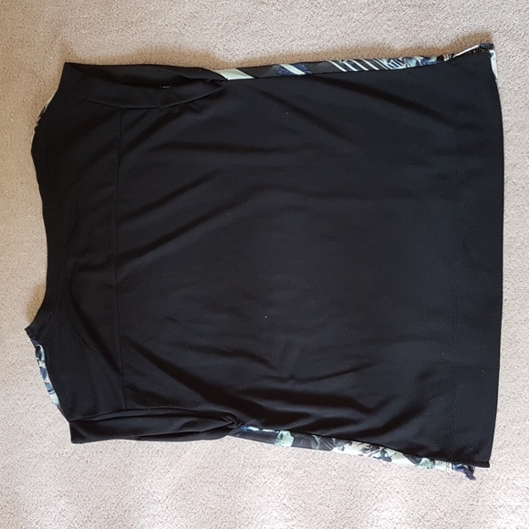 Jess Sheer Front Panel Patterned Top - Picture 3 of 7